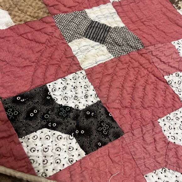 Vintage Handmade Bow Tie Pieced Single Quilt 73x66 - Picture 3 of 16